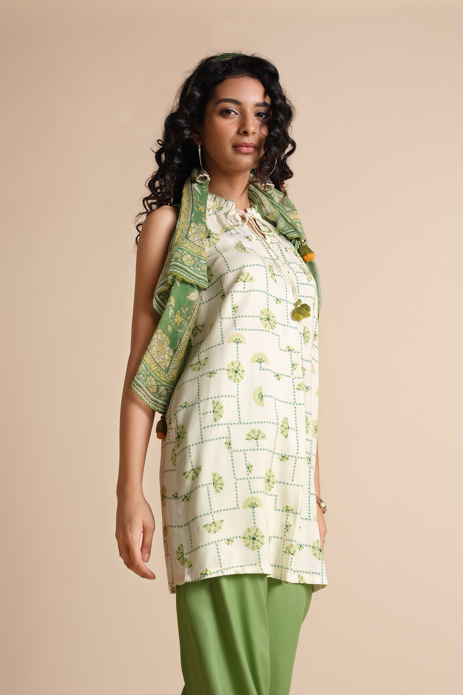 Phool Sa Tunic, Off White, image 3
